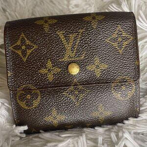 Authentic Louis Vuitton Leather Wallet for Women